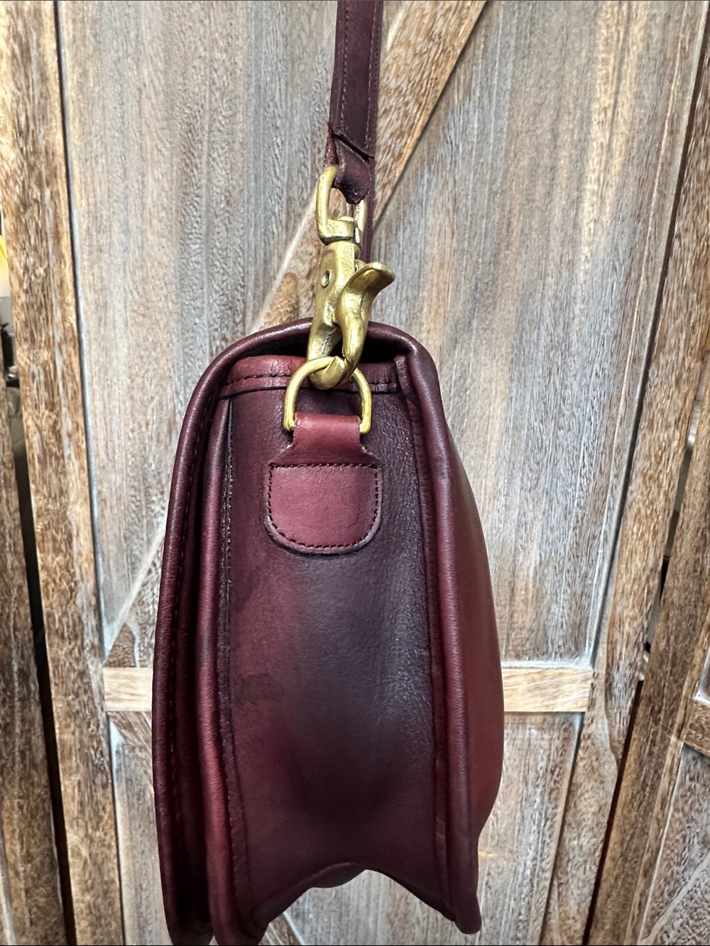Coach RARE Vintage Oxblood Burgundy Leather Clutch Crossbody HARD TO FIND!! - Picture 4 of 16